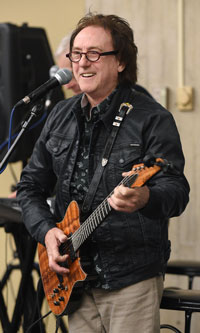 Denny Laine