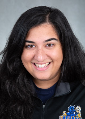 Michelle Popal headshot