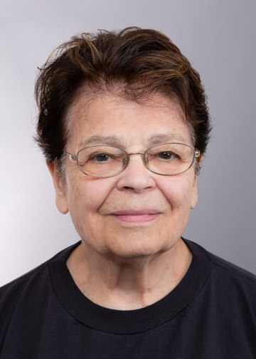   Dr. Karolyn Stonefelt
