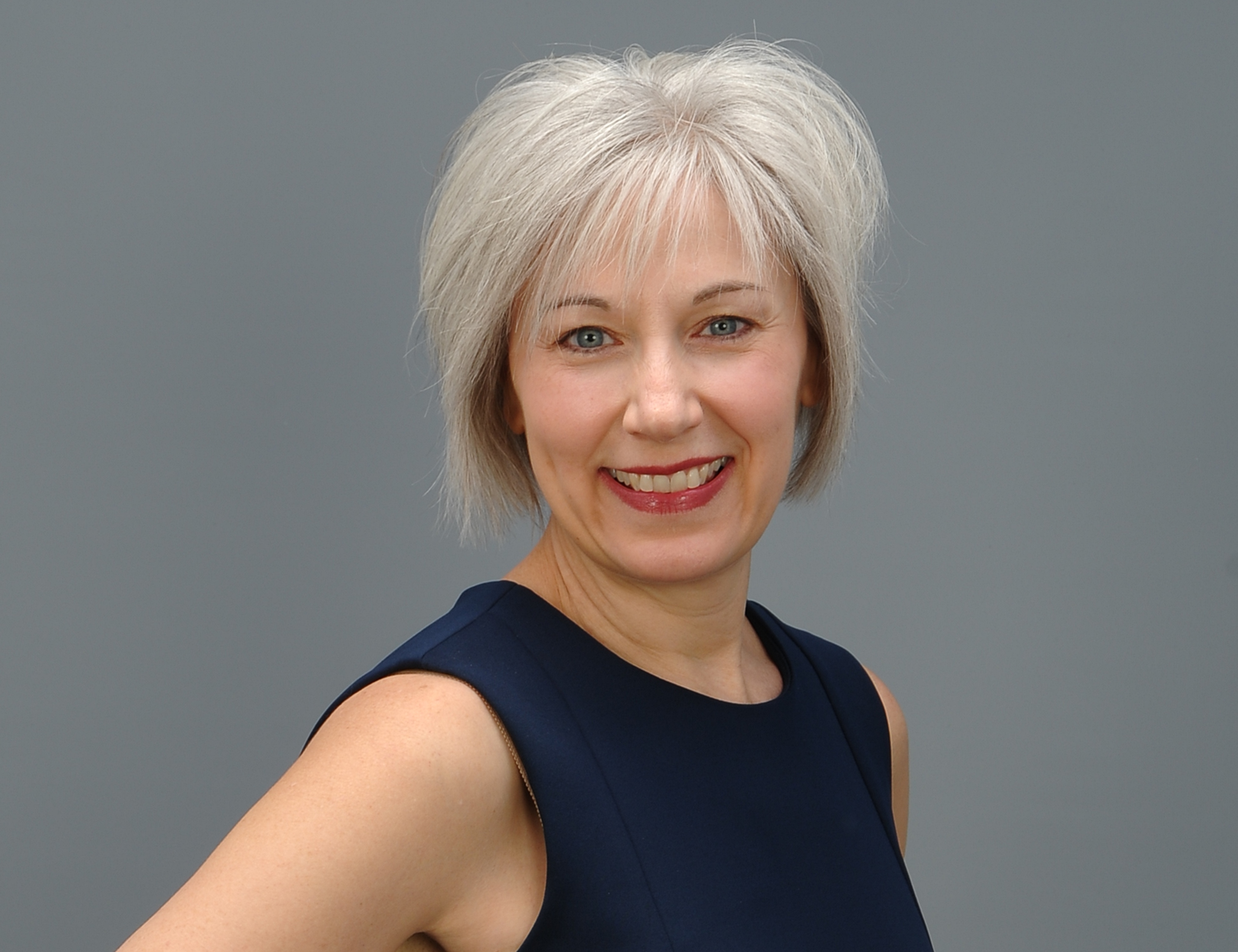 Dr. Lisa Hunter