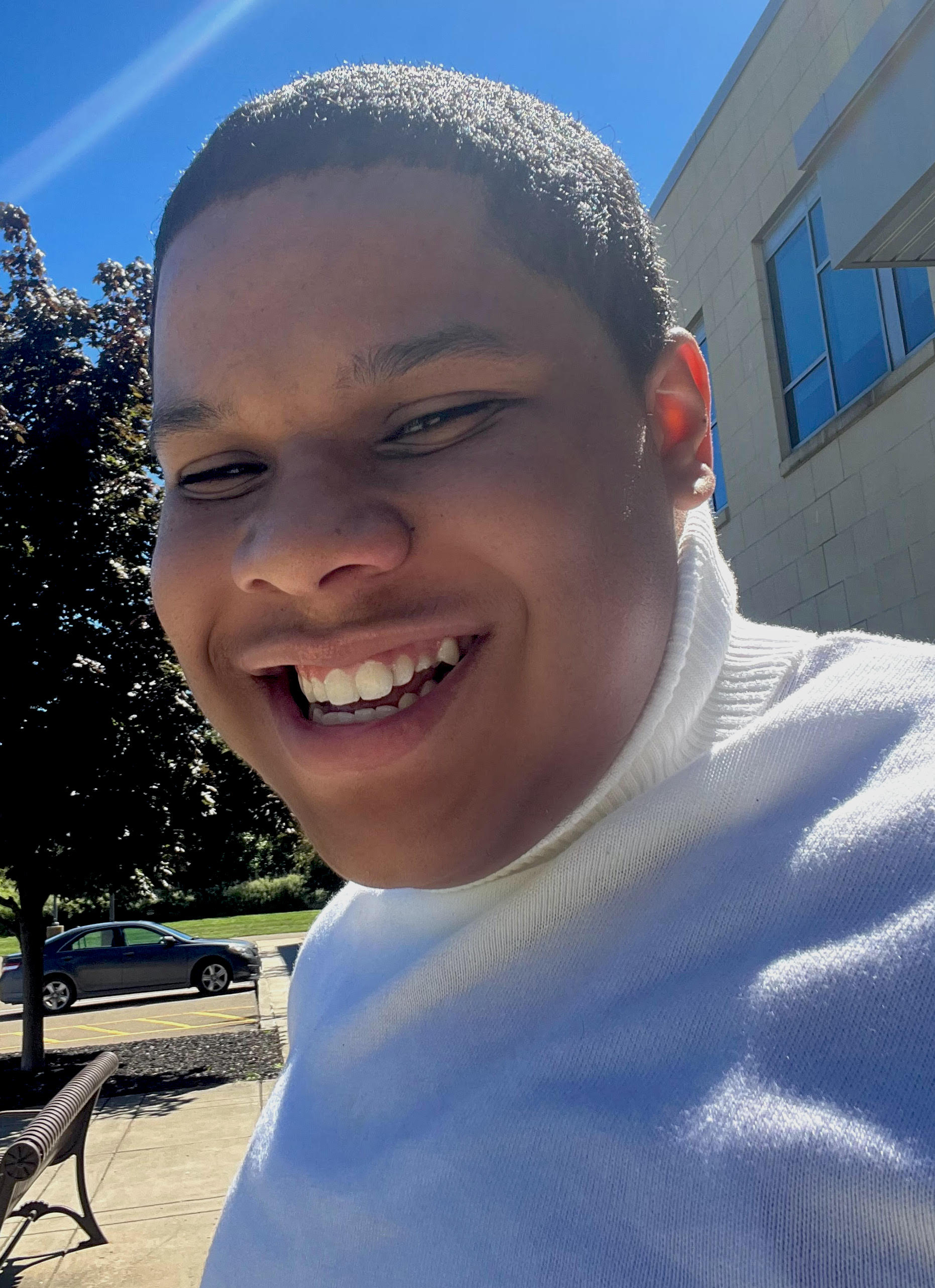 Selfie of intern Jeremy Casso-Garcia