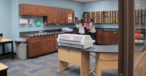 Graphics Lab in the ITS Service Center