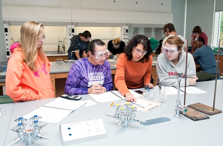 Krista Bellis teaching_Chem Lab