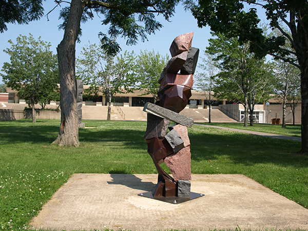 Brett Hunter sculpture