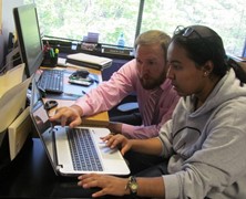 EDP students receive academic, financial, career, and personal advising services - Mr. Smith works with Nayla on her schedule