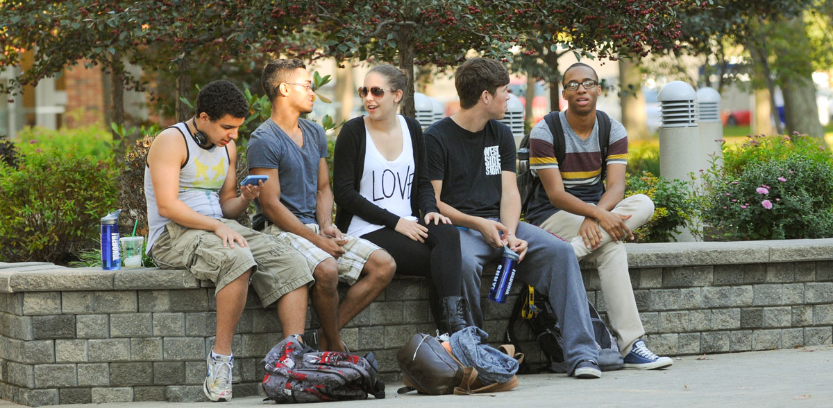 Students at University Commons