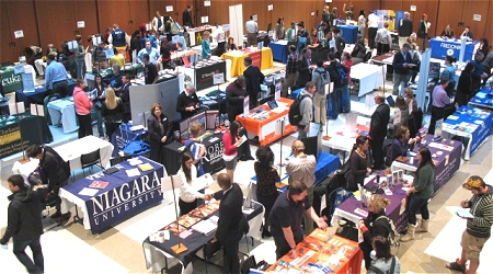 Fredonia students attending a previous Graduate School Fair.