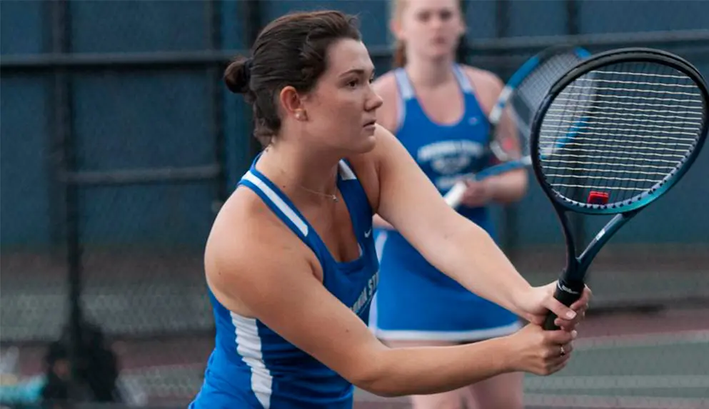 Bernadette Gens playing tennis