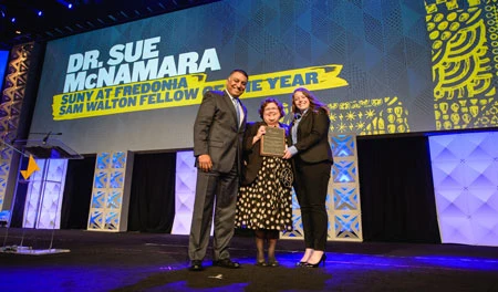 Award-to-Dr-McNamara-for-web