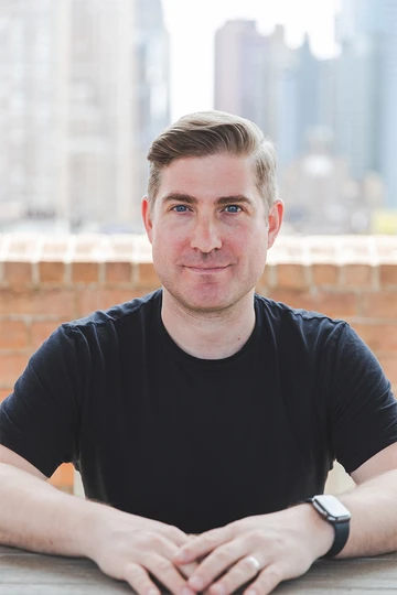 head shot of Brian Usifer by Mari Uchida