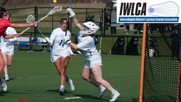 lacrosse player Emily Carr in action