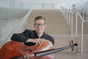 Cellist Brian Snow