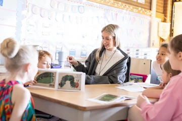 Fredonia student working in a local field experience 