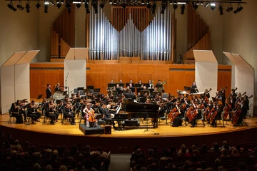Fredonia students playing in the orchestra at the school of music, working toward a ba music, Music degree, Music colleges in New York, music major 