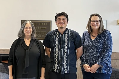 Pedro Jesús Martínez (center) with Dr. Jan McVicker (left) and Kim Mead-Colegrove (right).