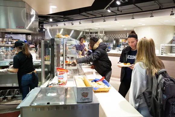 Fredonia students enjoying a meal in Cranston Marche