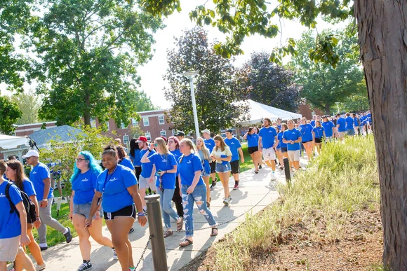 Sea of Blue on Move-In Day 2018