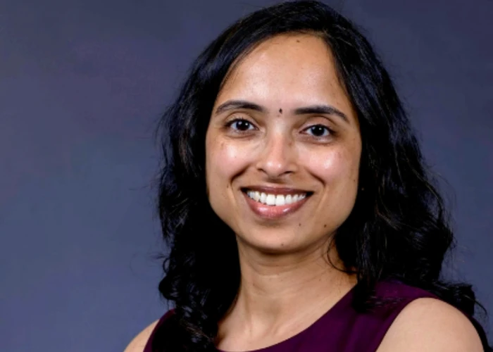 headshot of keynote speaker Preveena Desu