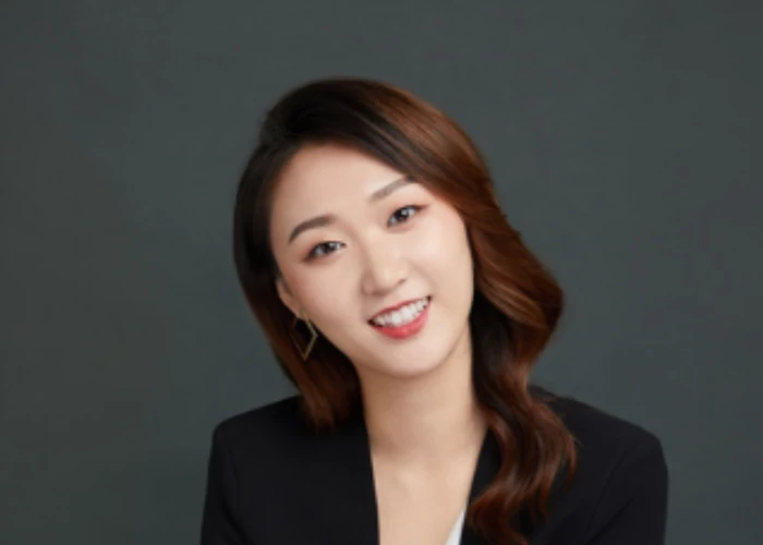 Headshot of Sharon Gai