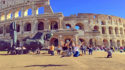 students in Rome