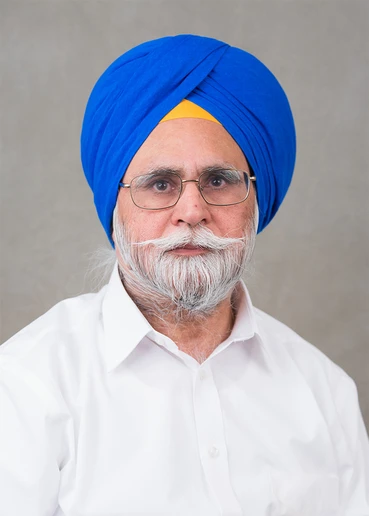 Dr. Gurmukh Singh head shot