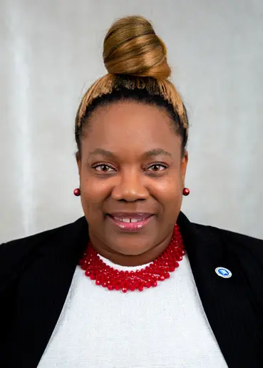 Dr Vicki Sapp