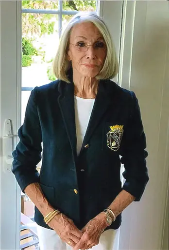 alumna in blazer