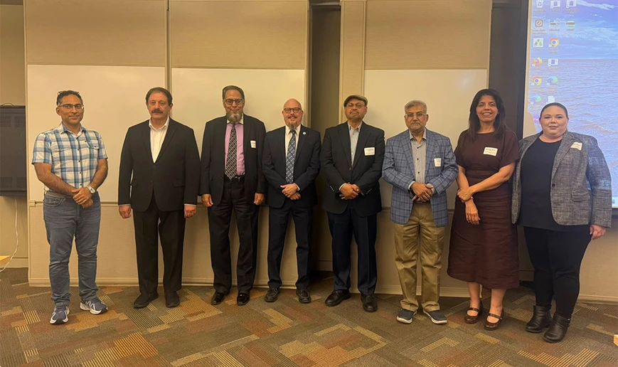 group of seminar participants standing 