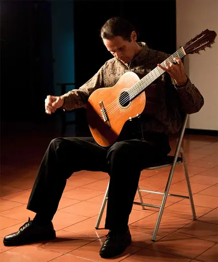 guitarist Luis Zea
