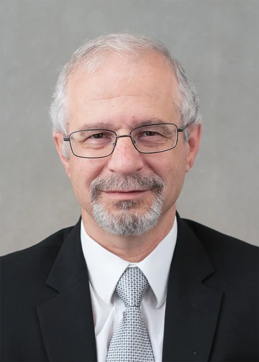 Dr. Ziya Arnavut