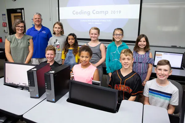 children in computer lab