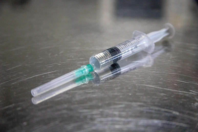 photo of vaccination needle
