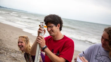 Fredonia students engage with the geologic formations around Lake Erie 