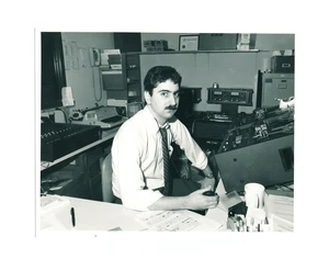 Eric Thom in radio studio