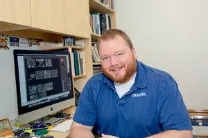 Dr. Thomas Hegna