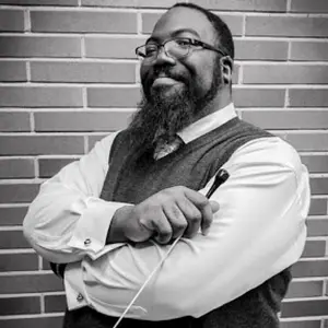 conductor Jaman Dunn in Fredonia School of Music