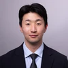 head shot of Dr. Seungbak Lee