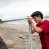 Fredonia students in a class on the shores of Lake Erie, Earth science major, earth sciences degree, degree in earth science, earth science degree.